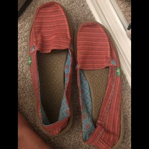 Sanuk slip ons